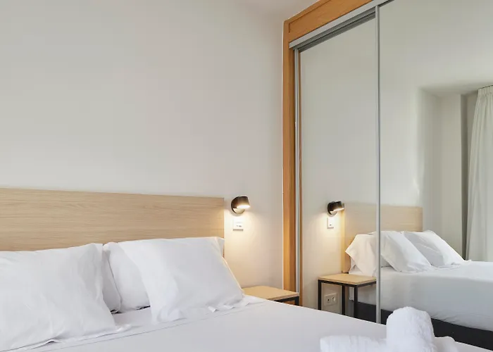 Iraipe Logrono Hotel